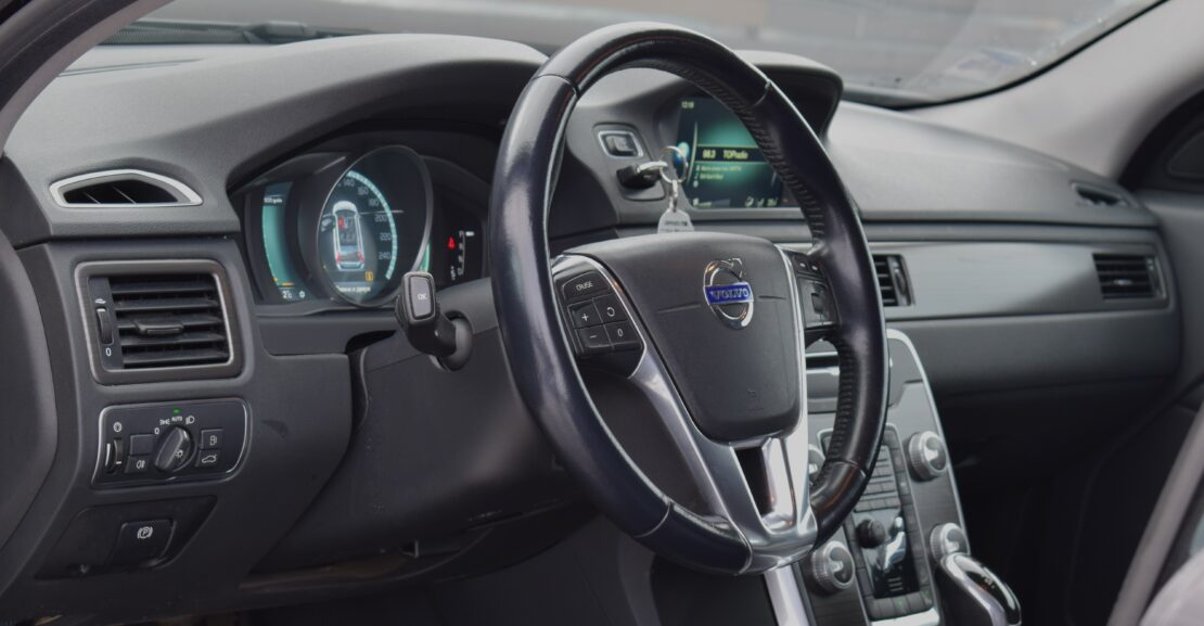 <b>Volvo XC70 2016.G 2.4D, 4×4, BEZ PIRMĀS IEMAKSAS</b>