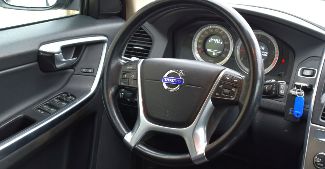 <b>Volvo XC60 facelift 2013.G 2.0D 120Kw, AR 0% PIRMO IEMAKSU</b>