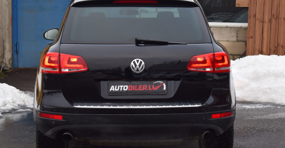 <b>VW Touareg 2013.G 3.0D 180Kw, AR 0% PIRMO IEMAKSU</b>