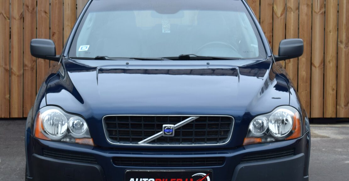 <b>Volvo XC90 2.4D 120Kw 2004.G, AR 0% PIRMO IEMAKSU</b>