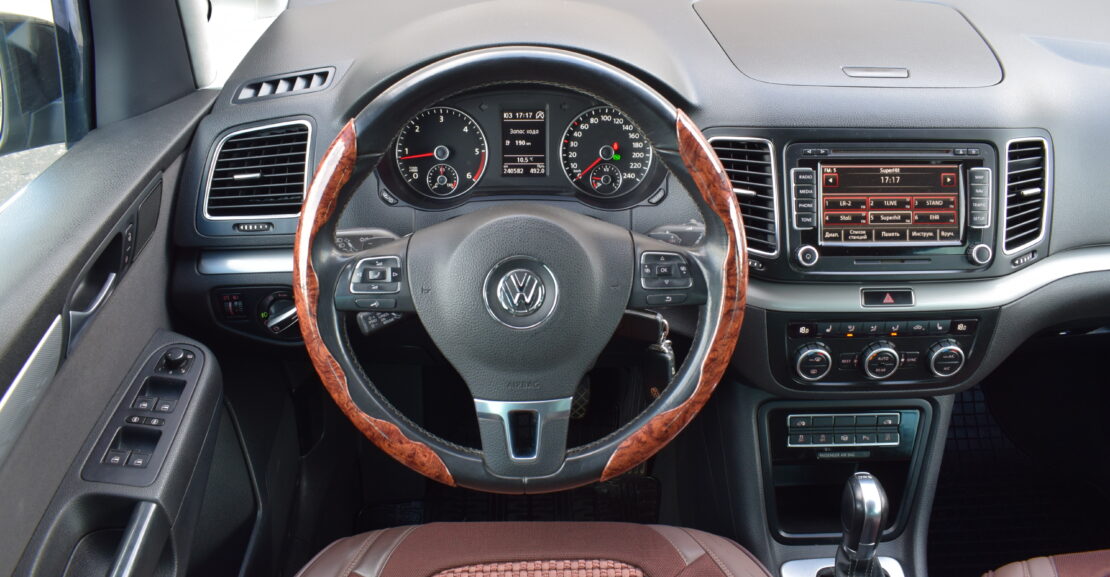 <b>VW Sharan “Life” 2013.G 2.0D 103Kw, BEZ PIRMĀS IEMAKSAS</b>